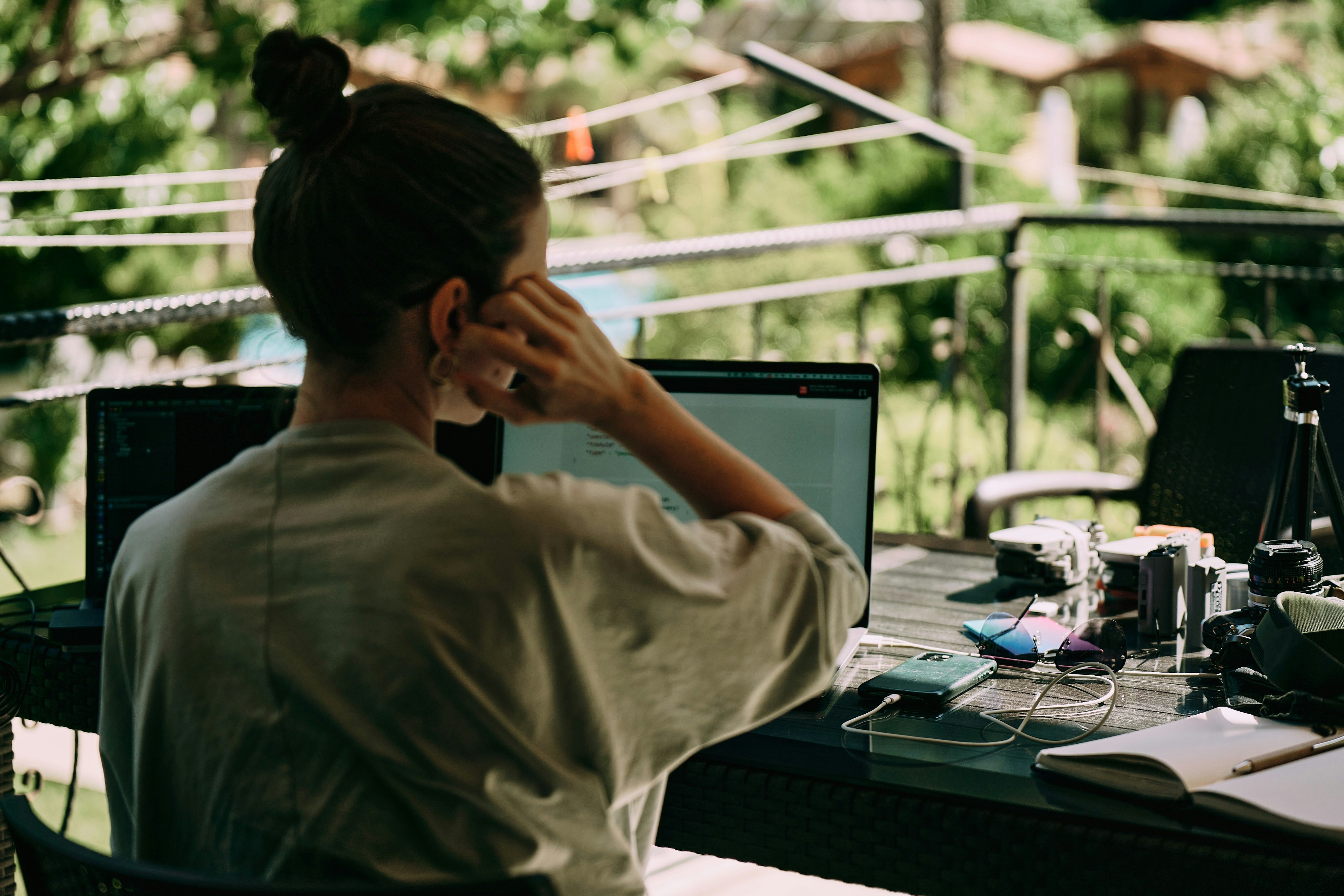 ¿Por qué cada vez más empresas están reduciendo el teletrabajo?