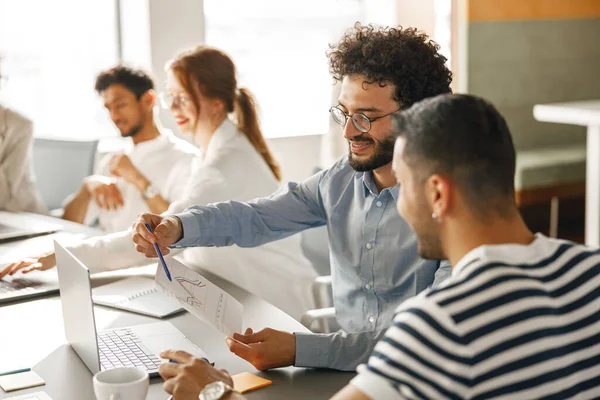 Informes de RRHH: los datos que toda empresa debería revisar, al menos, una vez al mes.